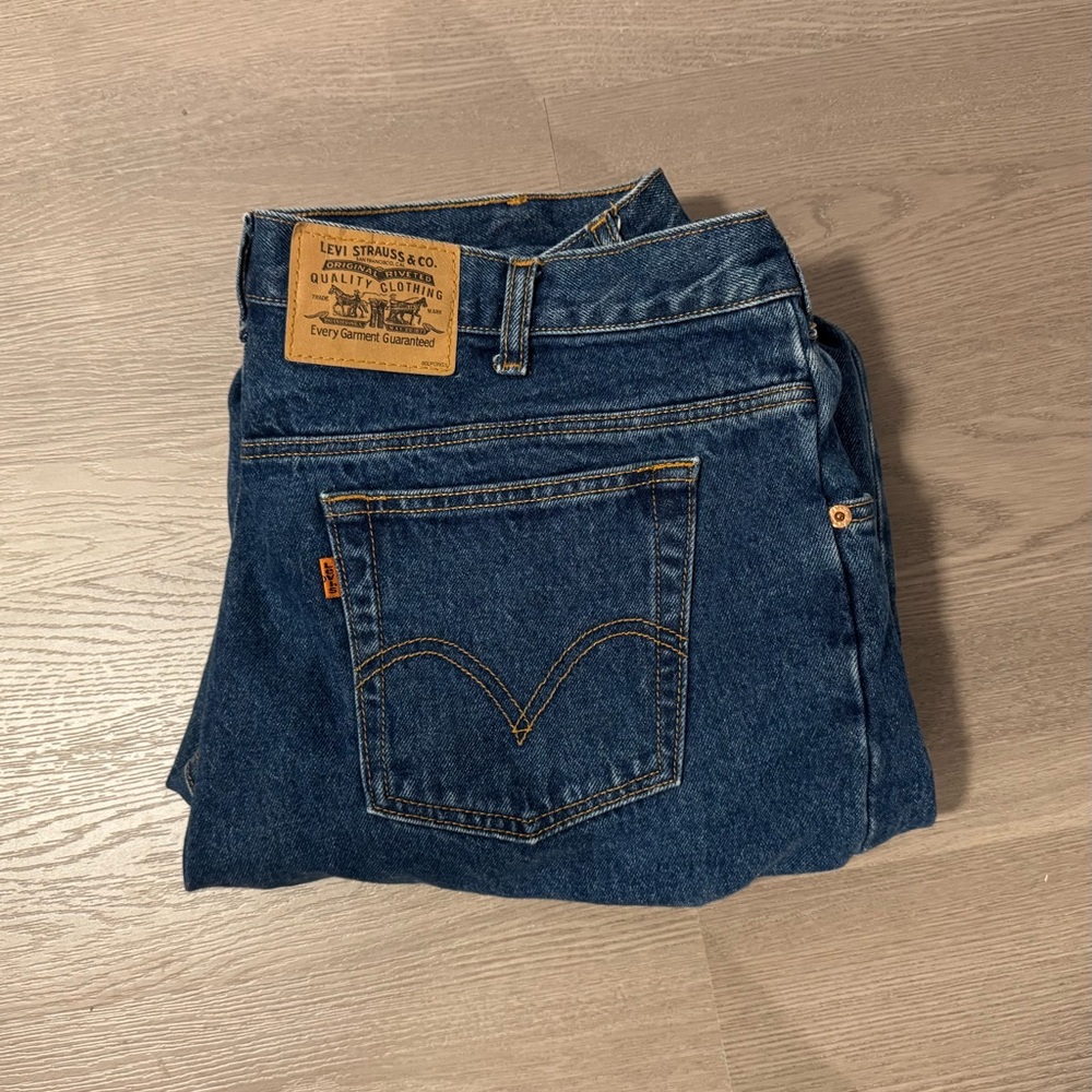 Vintage 2004 Levi's orange tag 550 Relaxed Fit Jeans